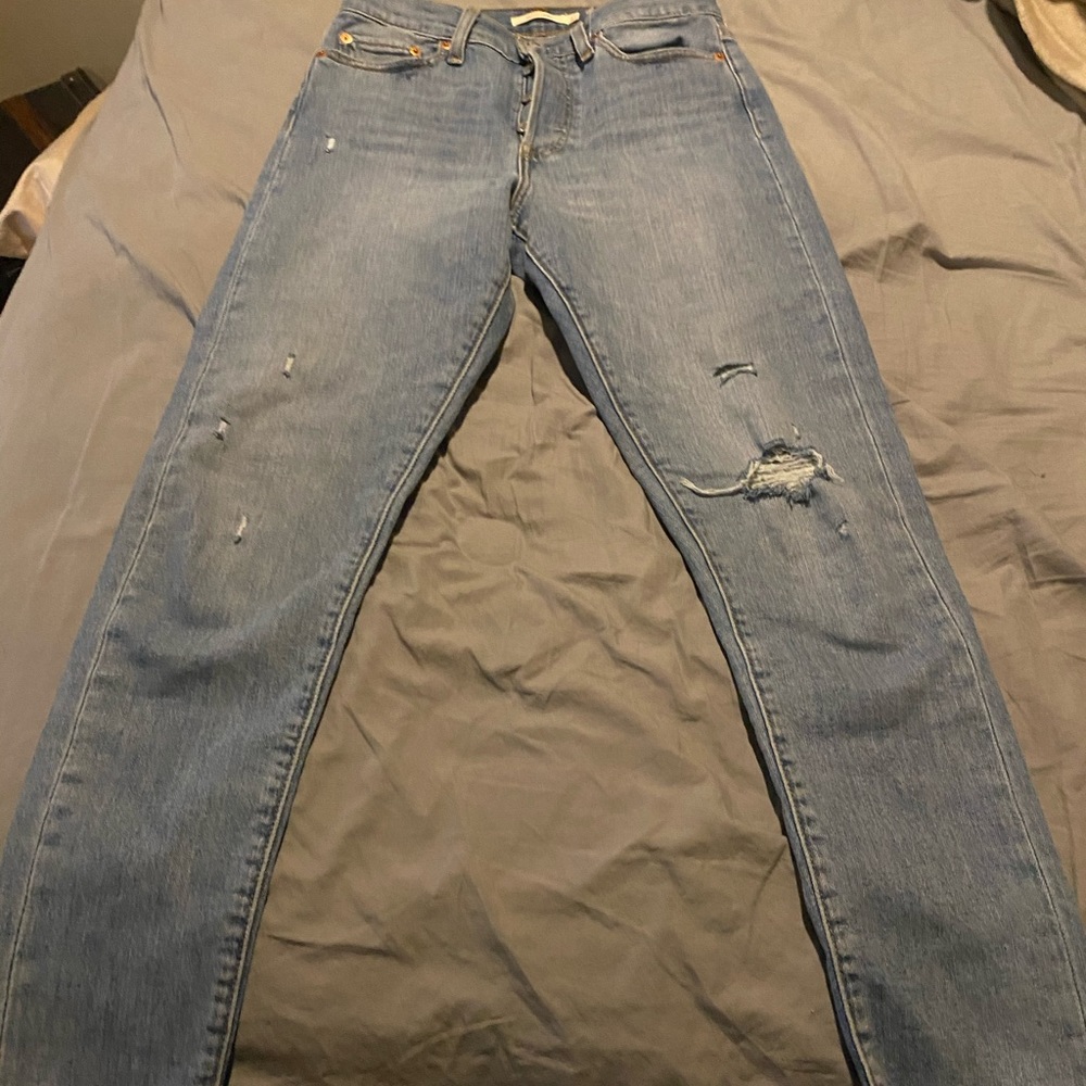 Levi’s Wedgie Skinny Cropped Denim